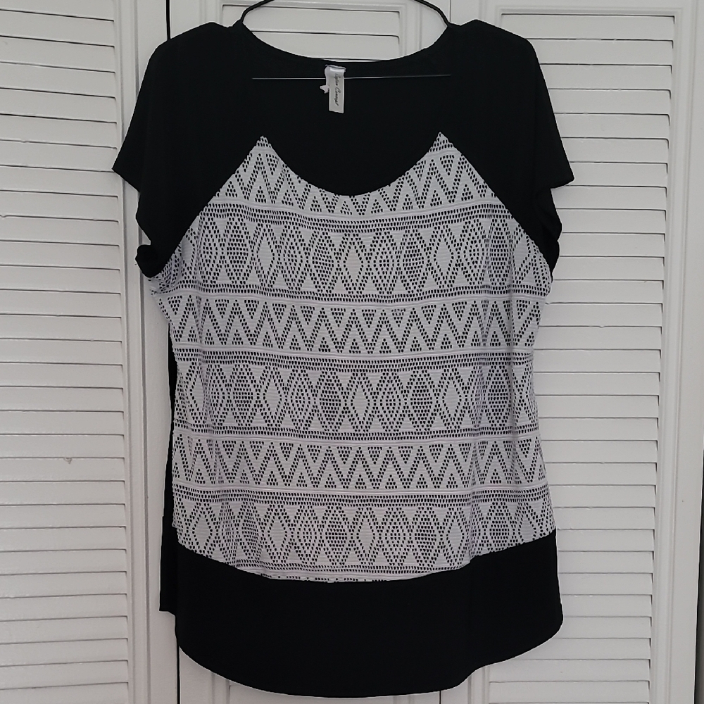 PerSeption Concept Black and Gray Raglan Graphic T-Shirt